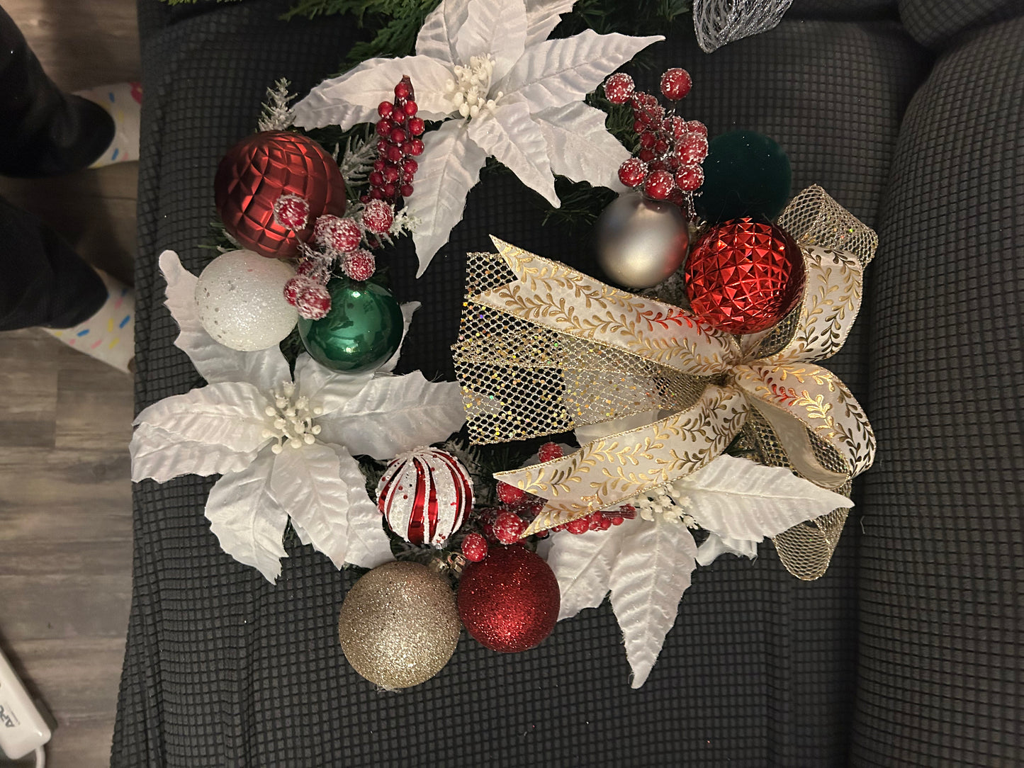 Garland Red/Green/Gold