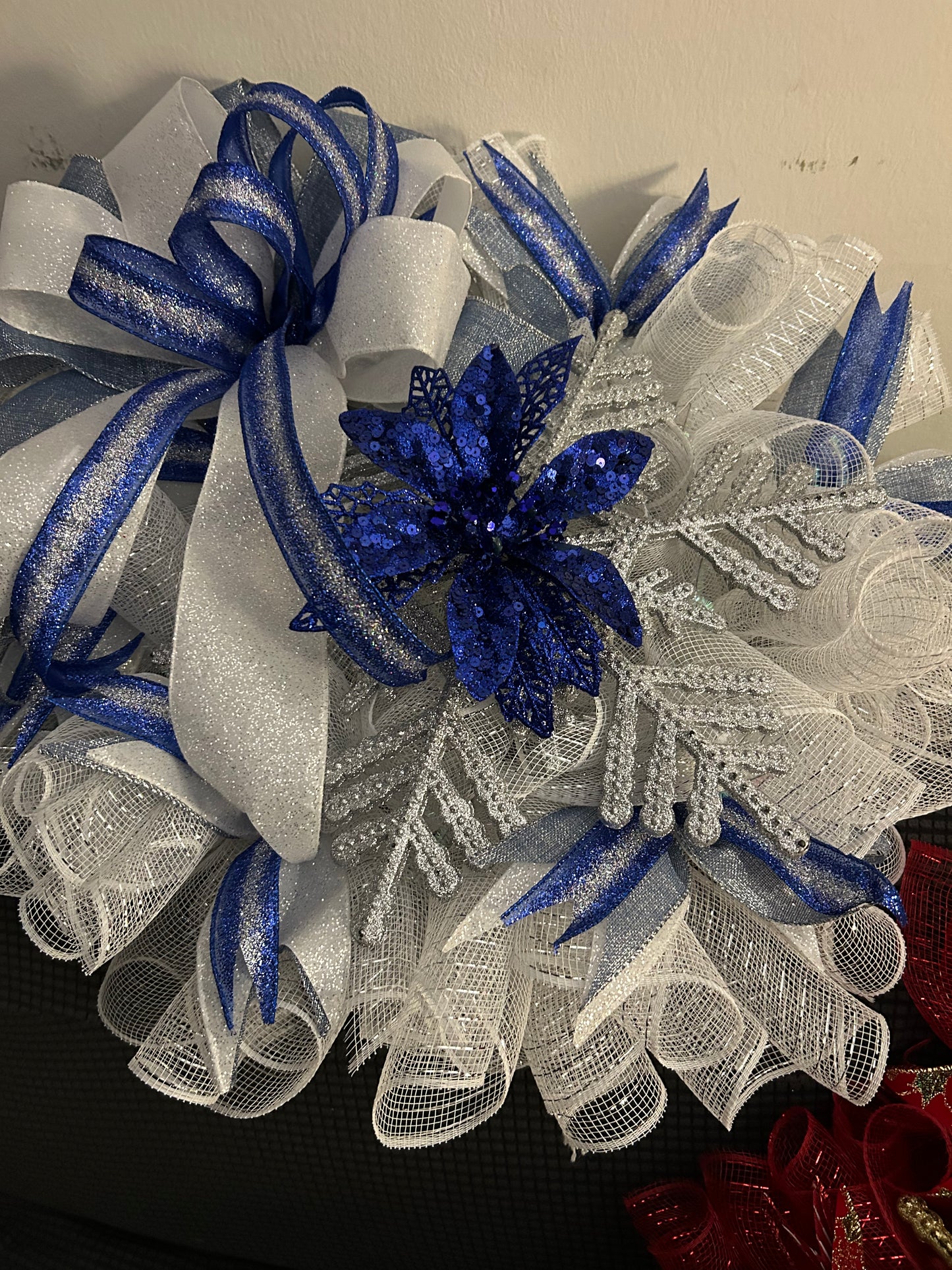 Blue and white Xmas Wreath