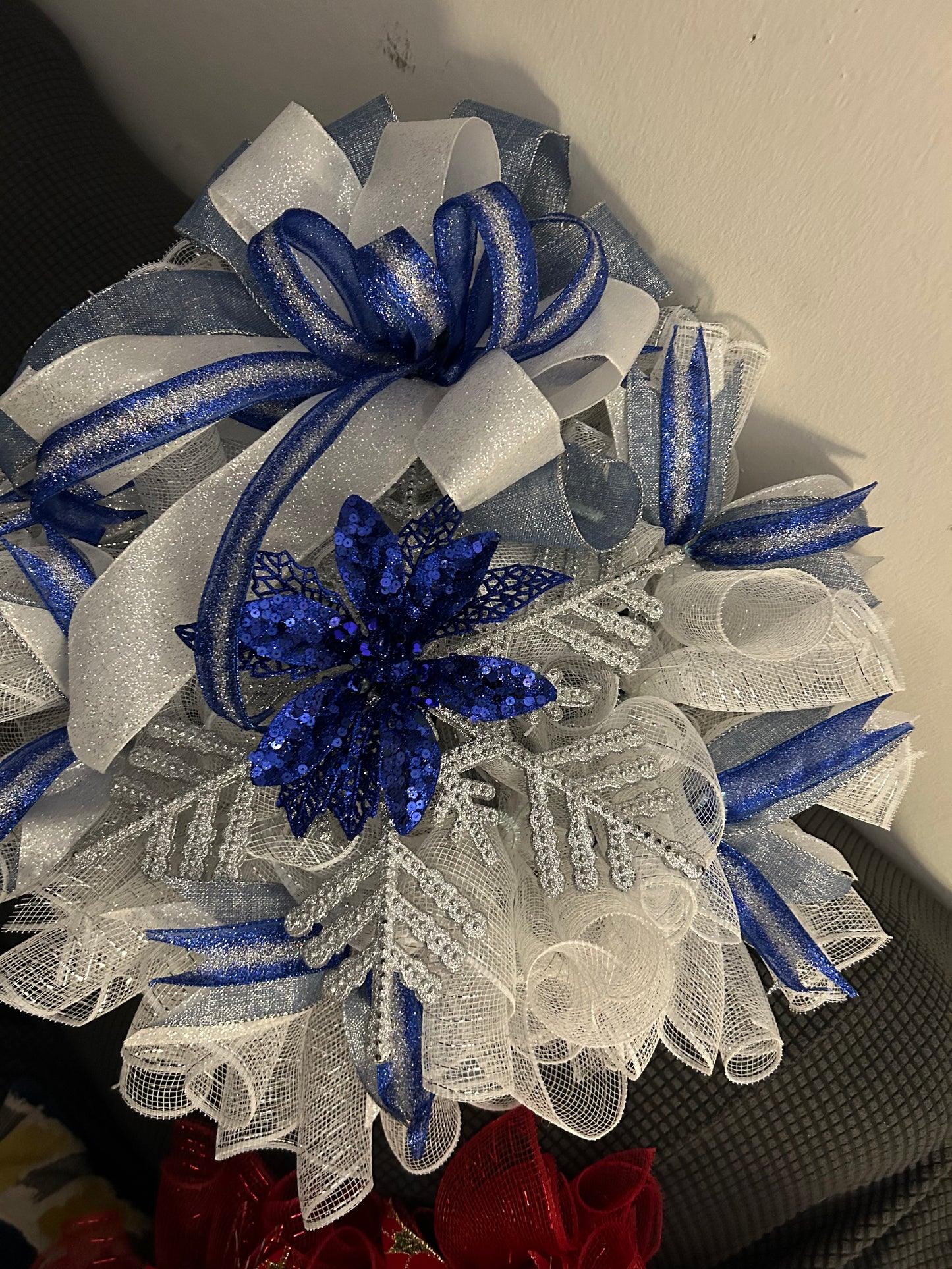 Blue and white Xmas Wreath