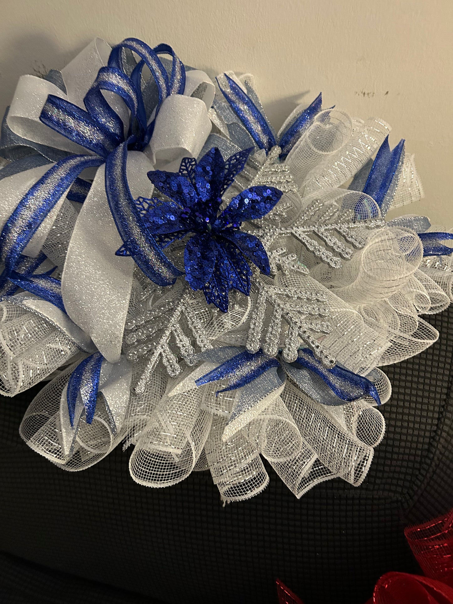 Blue and white Xmas Wreath